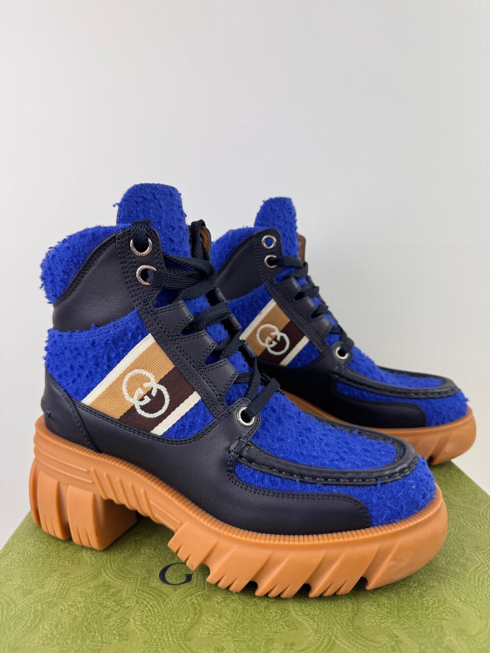 GUCCI Blue Tan Cast Wool Quebeck Calfskin Chunky Heel Boots Lace Up Size 36.5